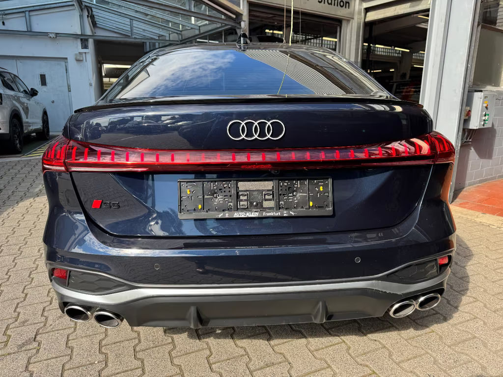 Audi S5