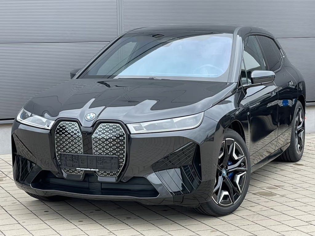 BMW iX