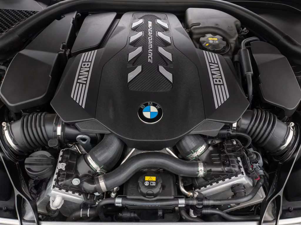 BMW M850