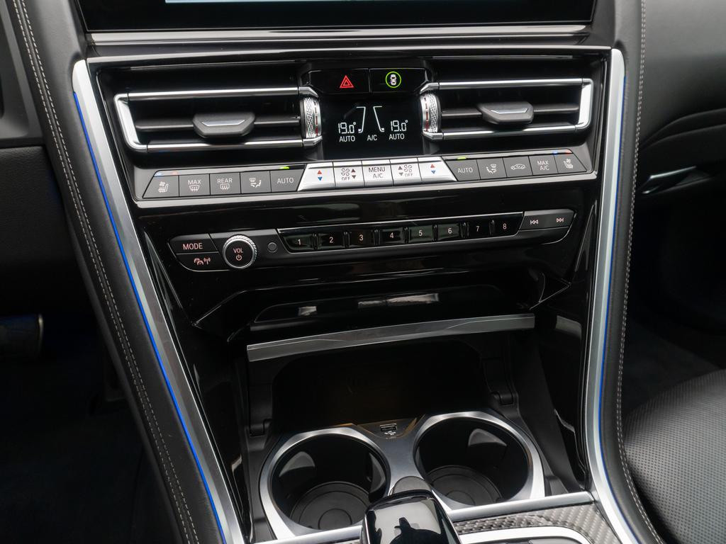 BMW M850