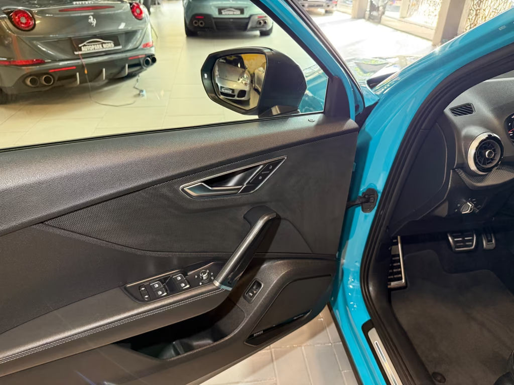 Audi SQ2