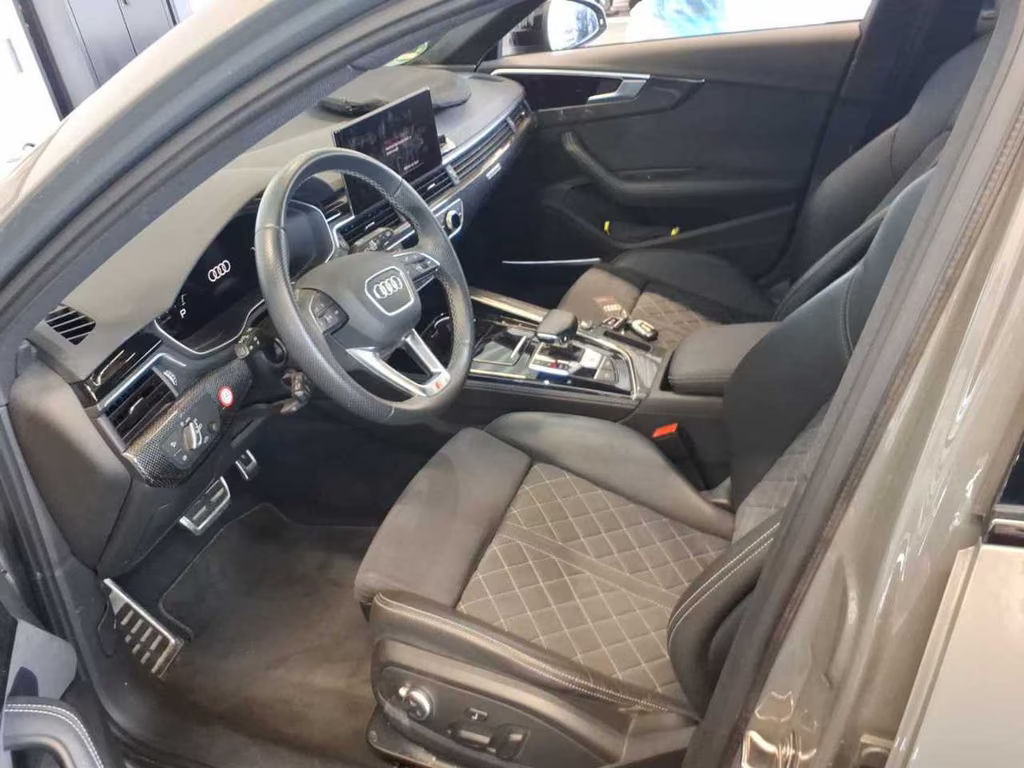 Audi S4