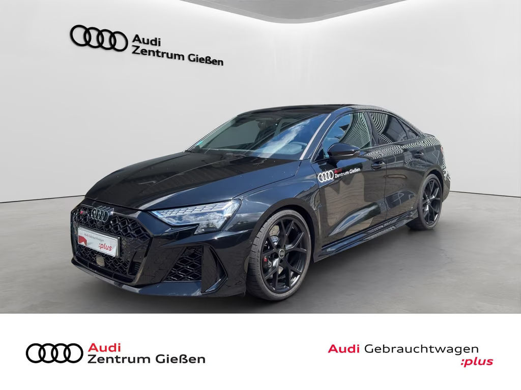 Audi RS3 Sedan Quattro