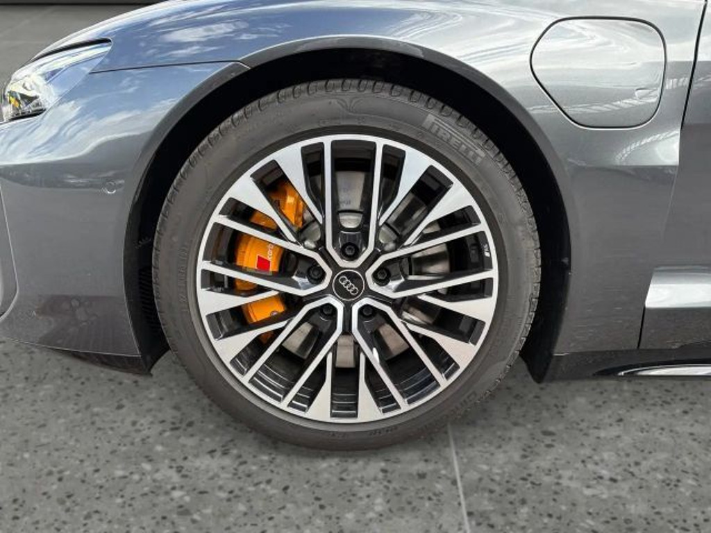 Audi e-tron GT