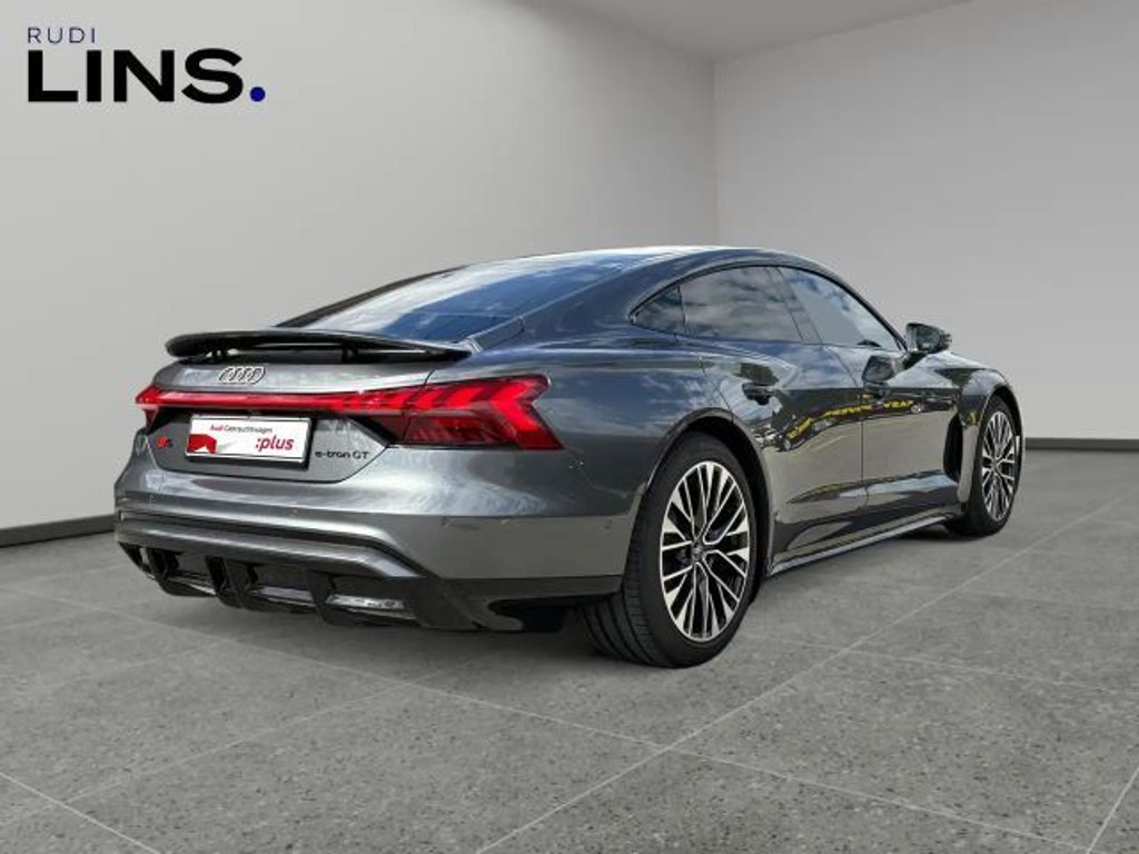 Audi e-tron GT