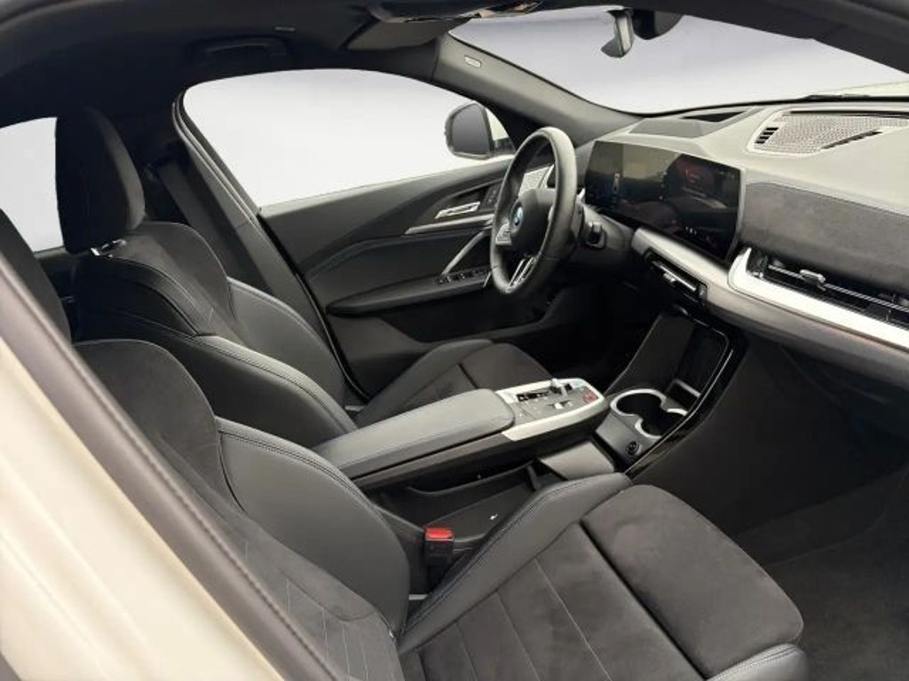 BMW iX2