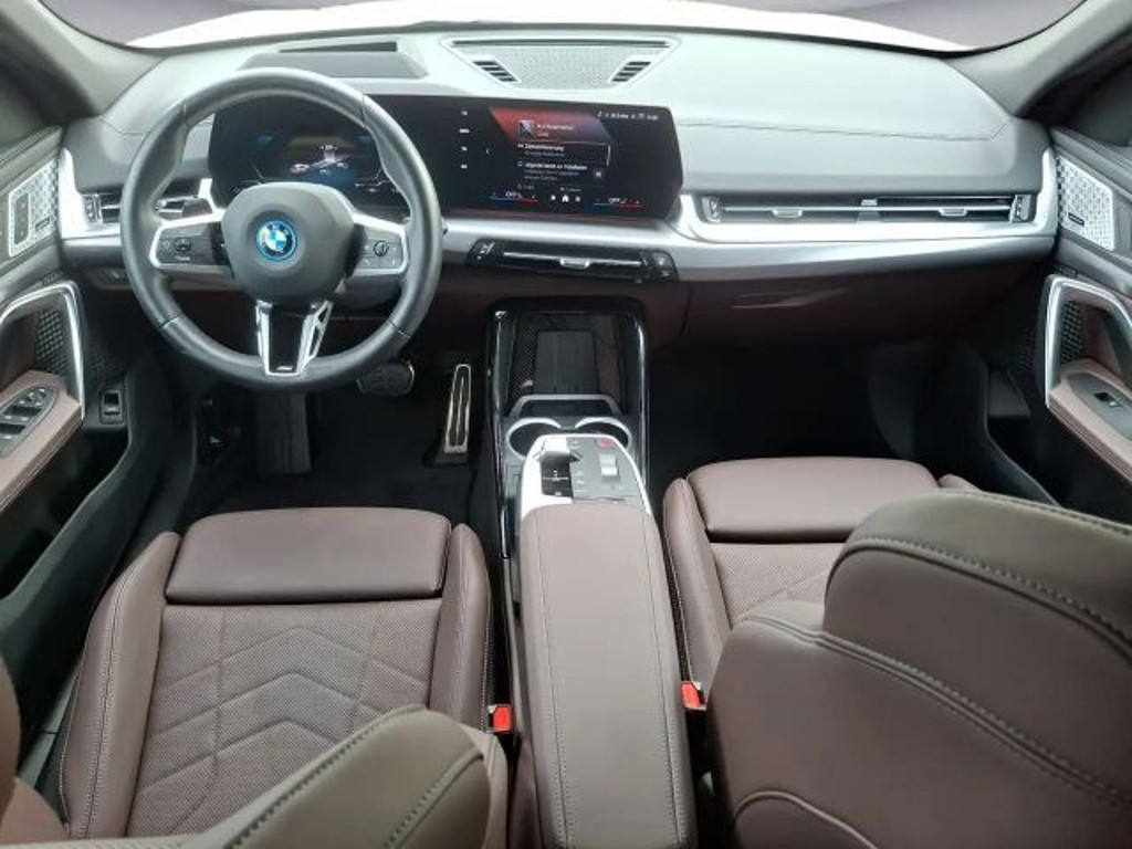 BMW iX2