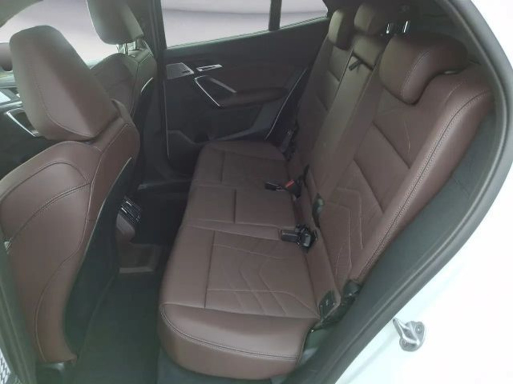 BMW iX2