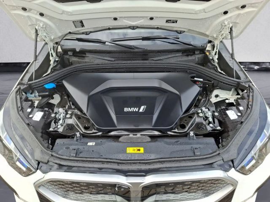 BMW iX2