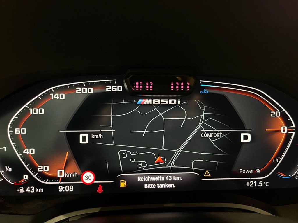 BMW M850
