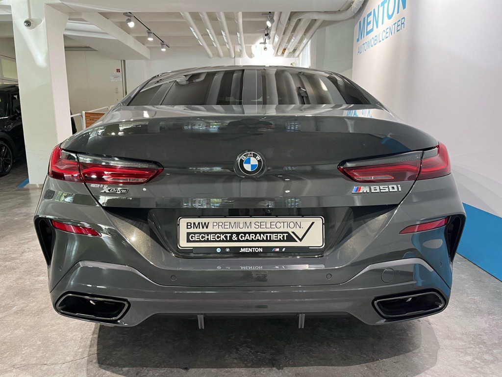 BMW M850