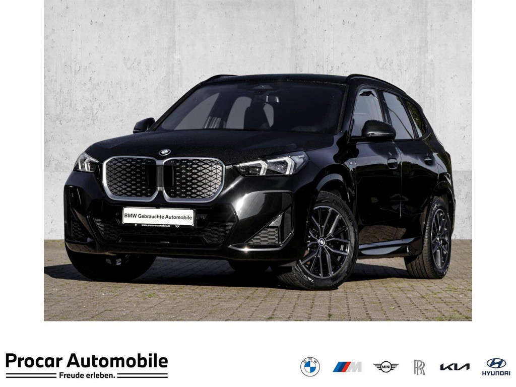 BMW iX1 xDrive30