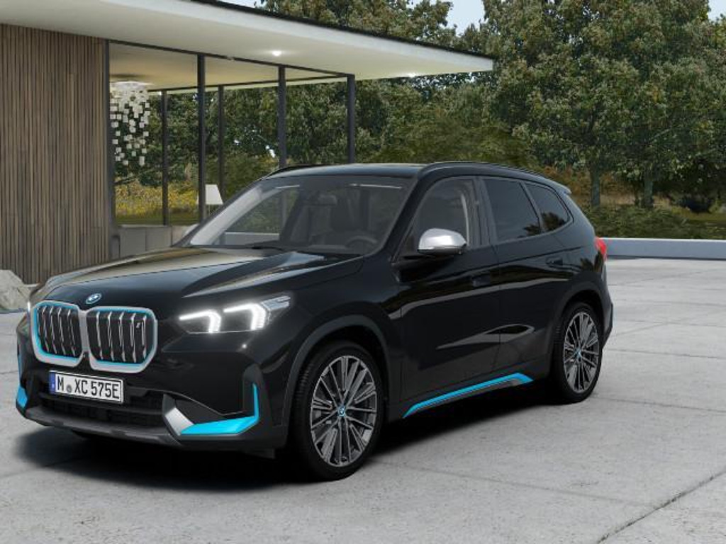 BMW iX1 xDrive30