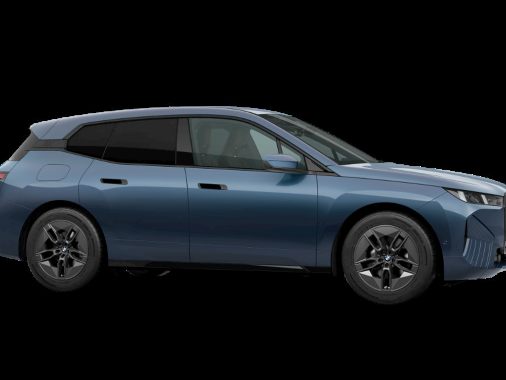 BMW iX