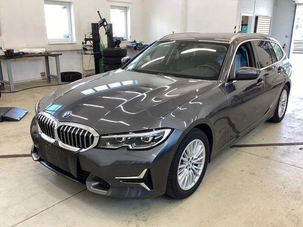 BMW 3 Serie 320 Luxury Line Touring 320d