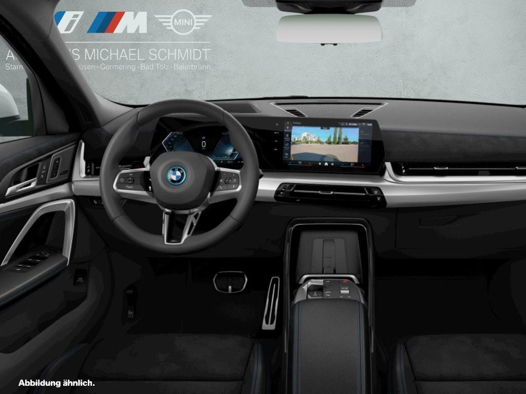 BMW iX2