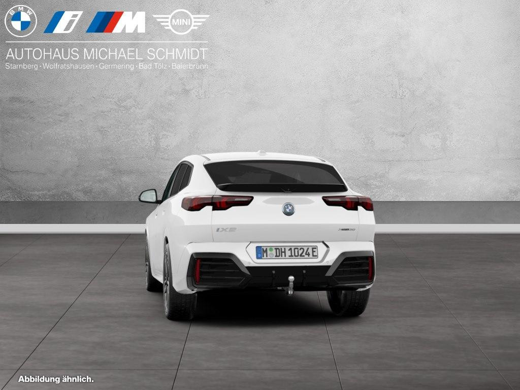 BMW iX2