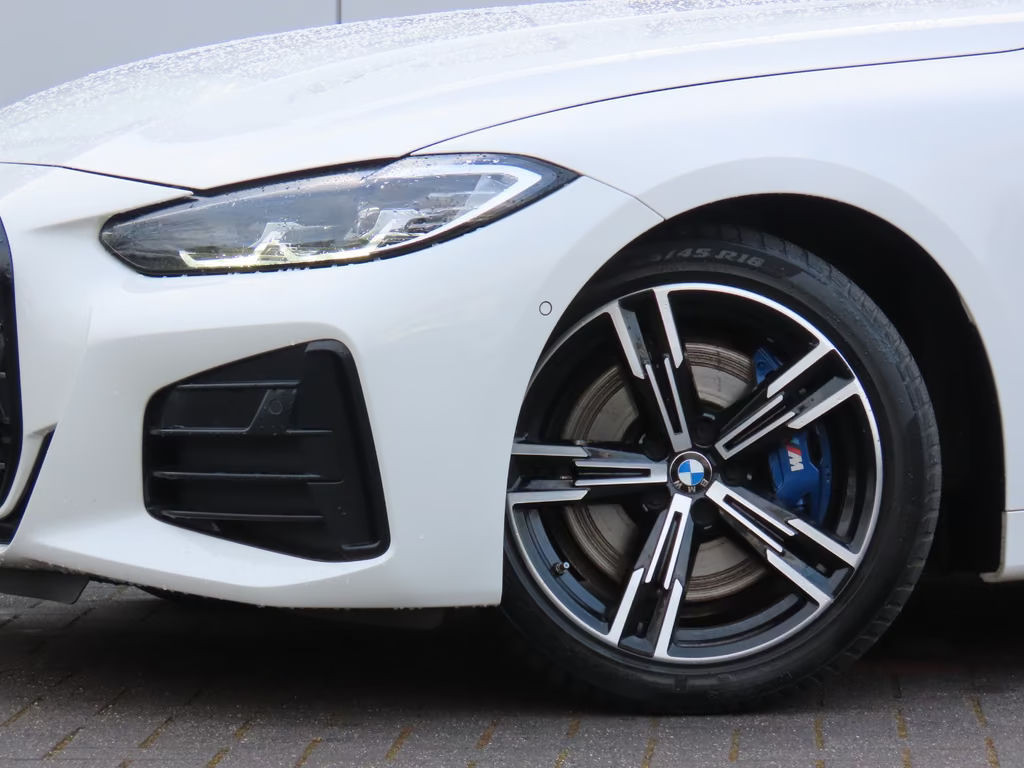 BMW M440