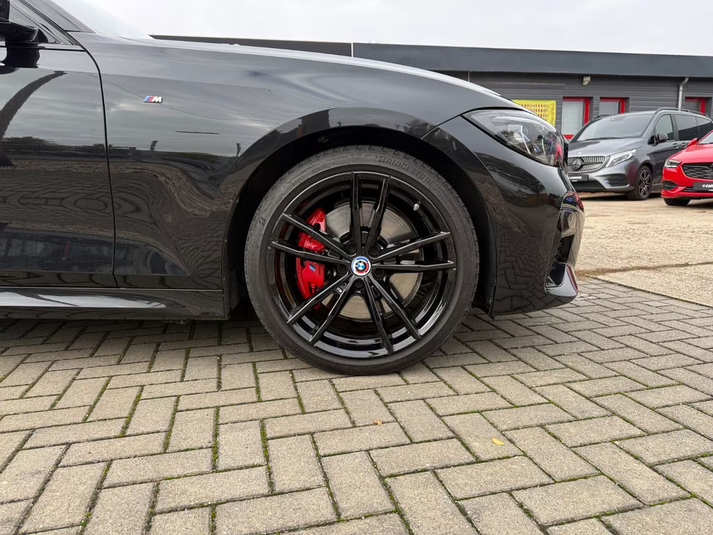 BMW M340