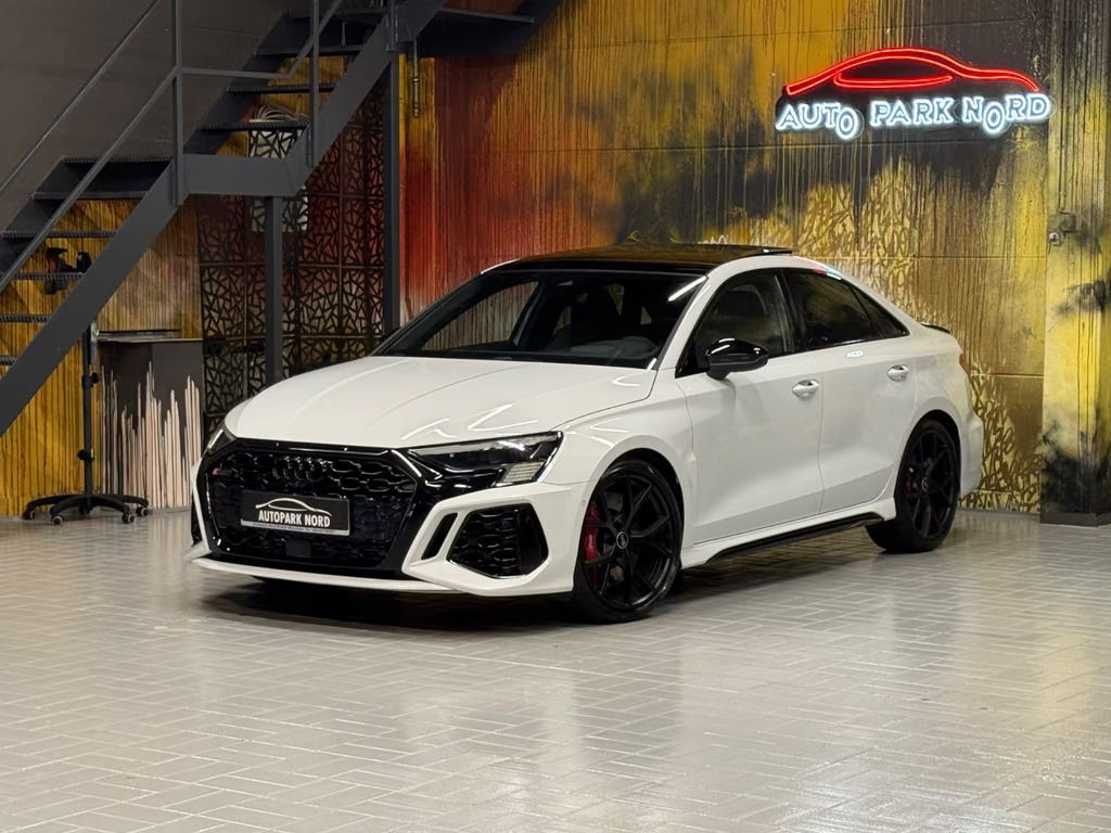 Audi RS3 Sedan Quattro