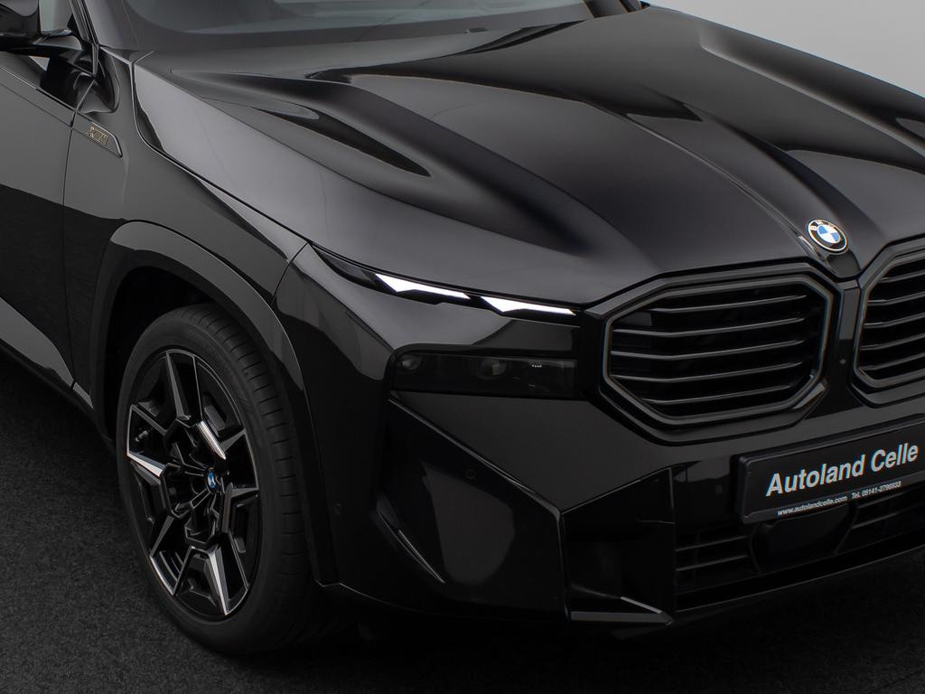BMW XM