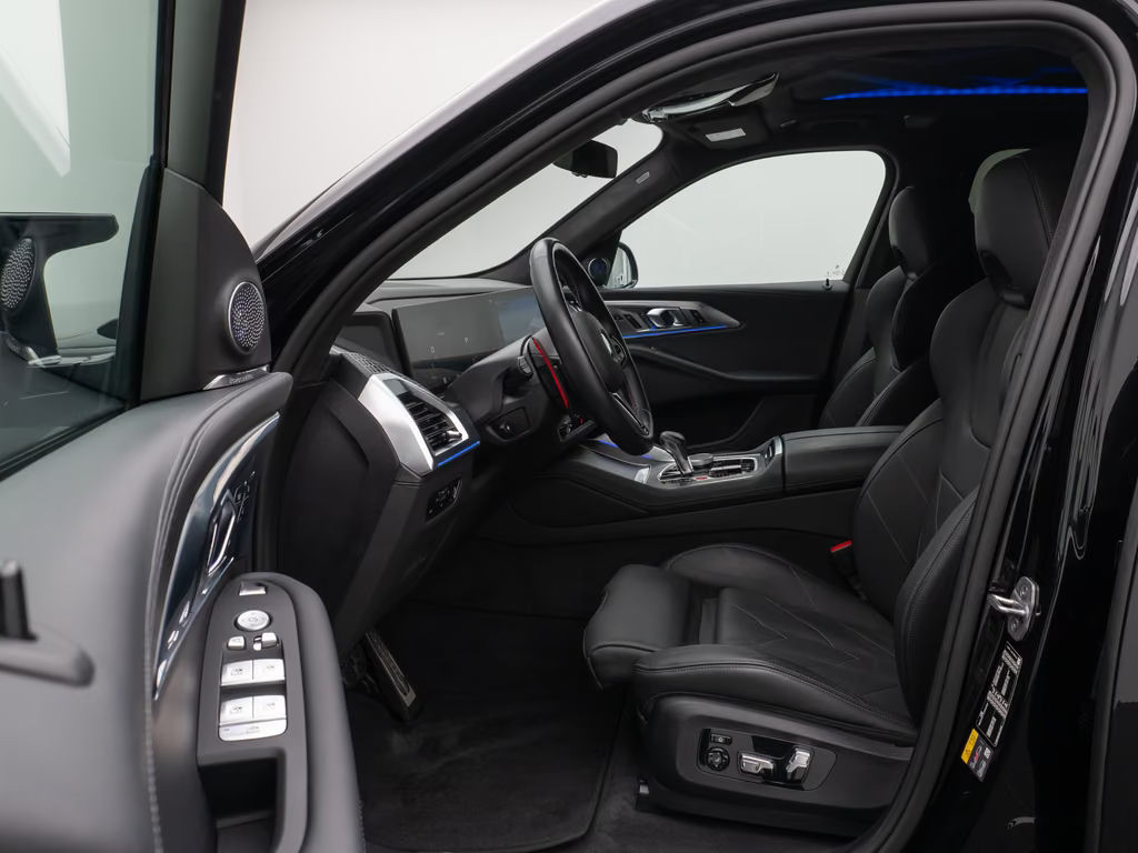 BMW XM