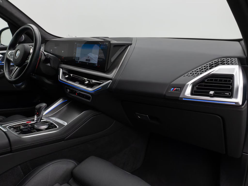 BMW XM