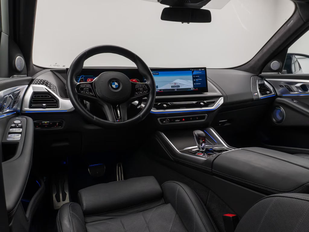 BMW XM