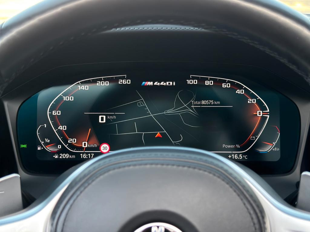 BMW M440