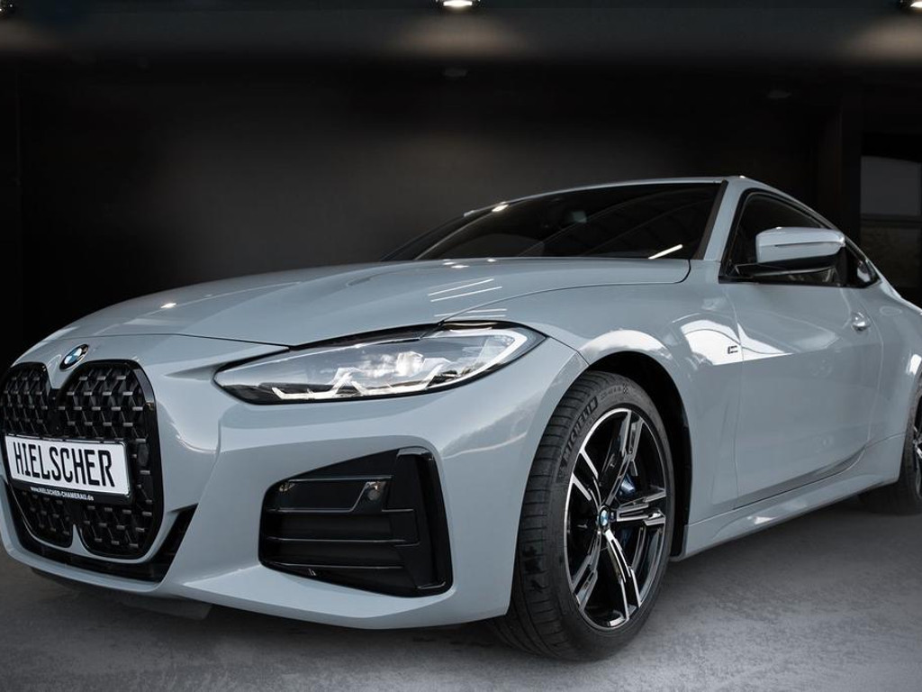 BMW M440