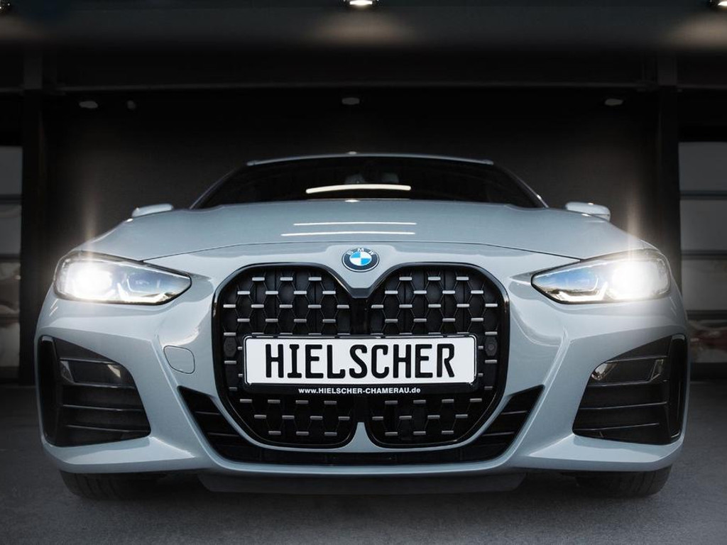 BMW M440