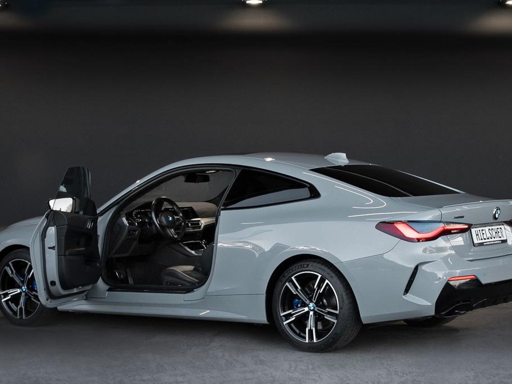 BMW M440