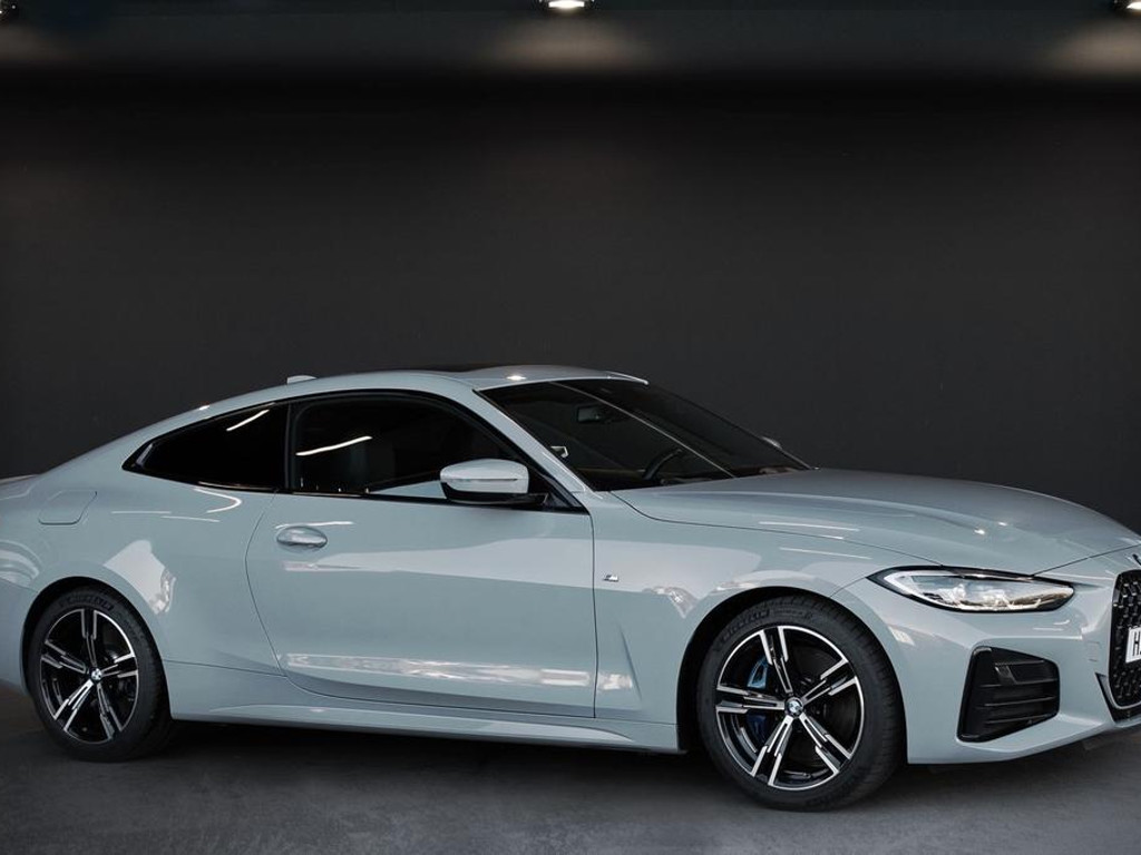 BMW M440