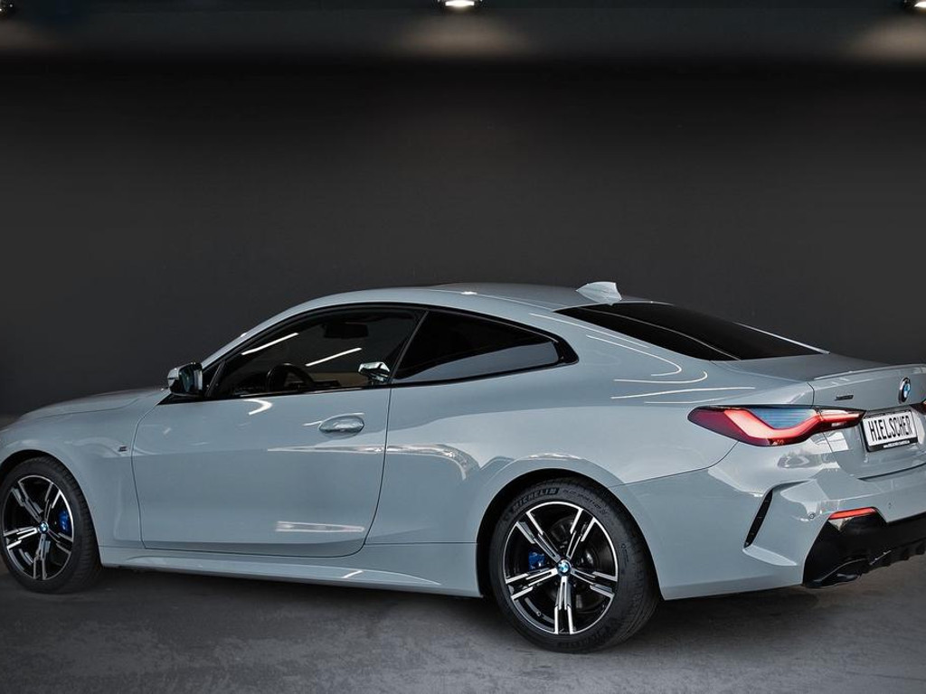 BMW M440