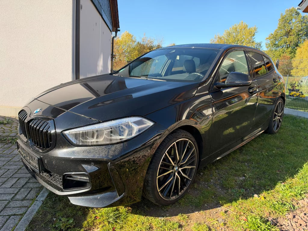 BMW 1 Serie 120 M-Sport Sedan 120d