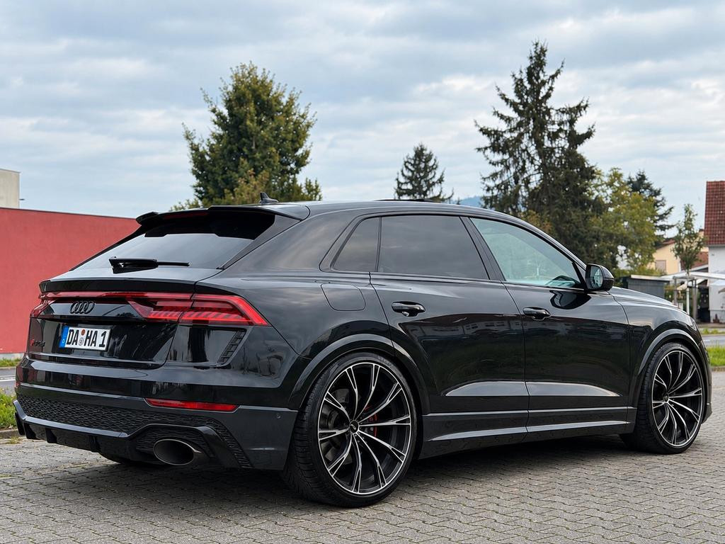 Audi RS Q8 Quattro