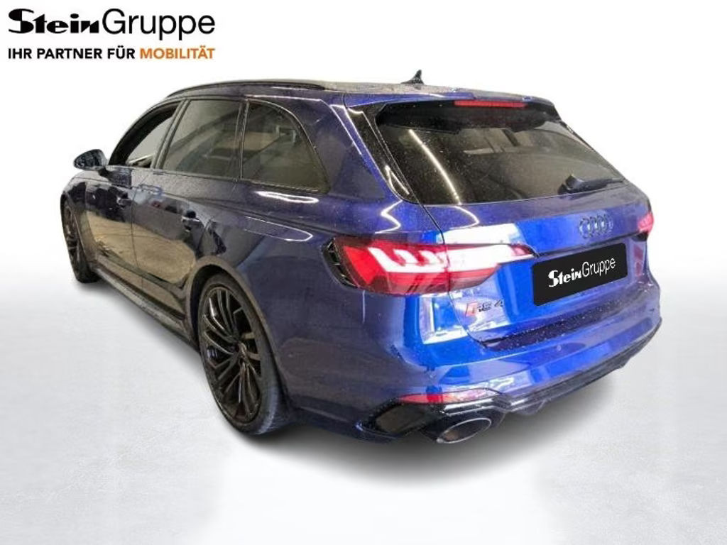 Audi RS4