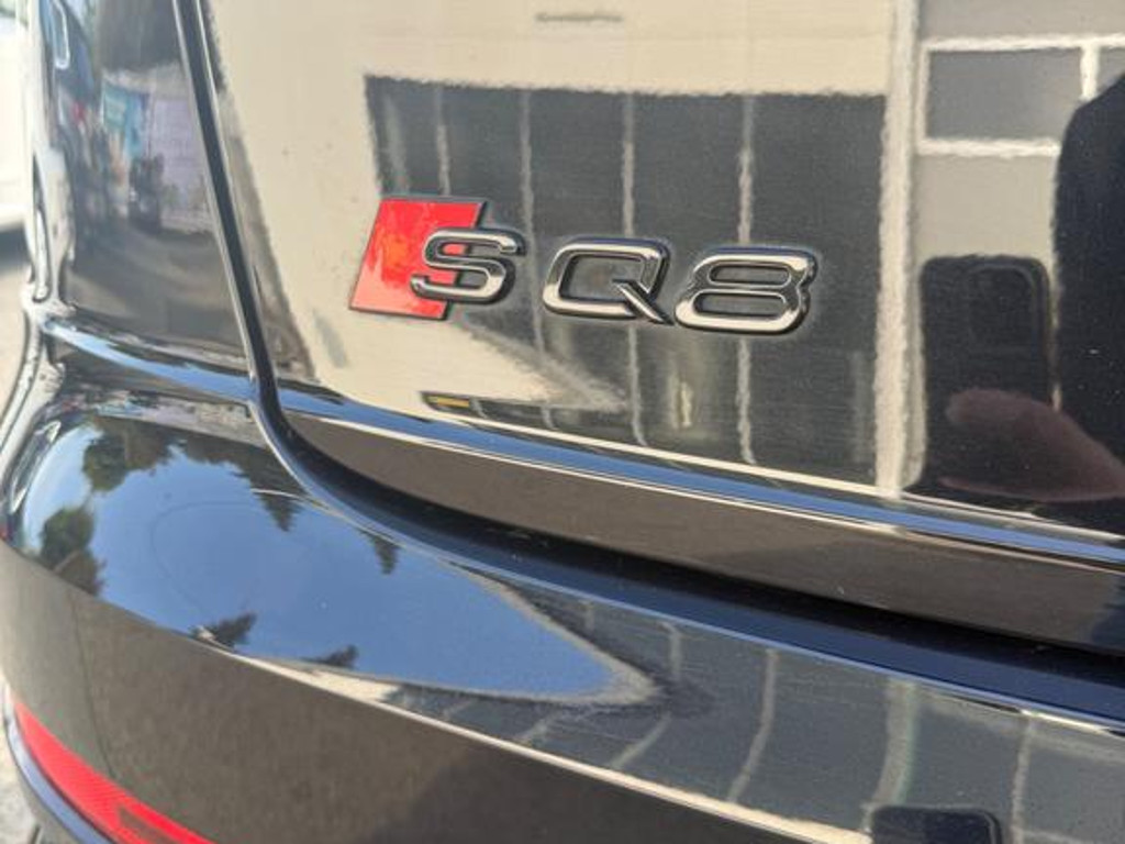 Audi SQ8