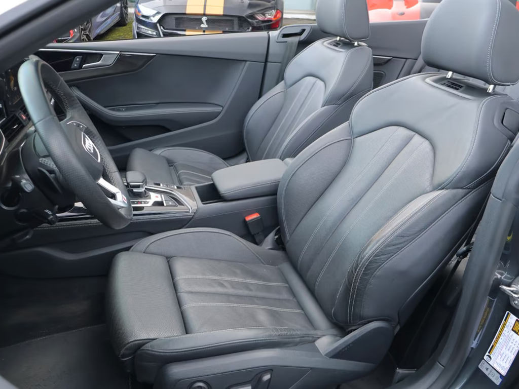 Audi S5