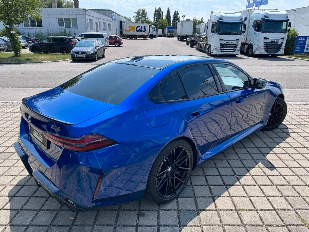 BMW M5