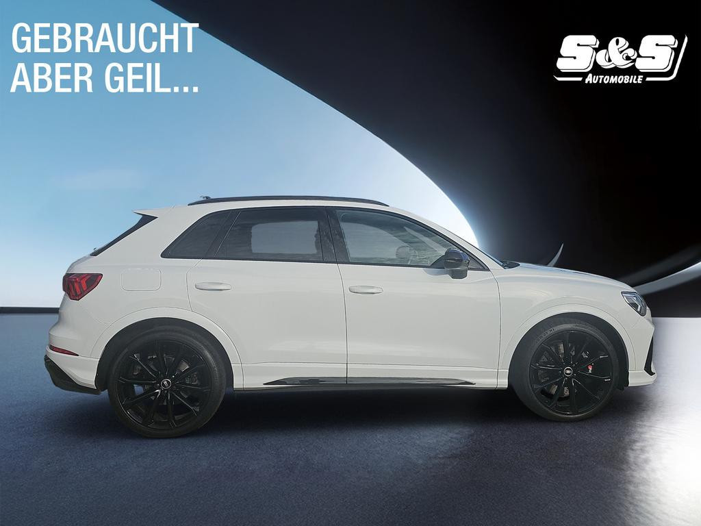 Audi RS Q3