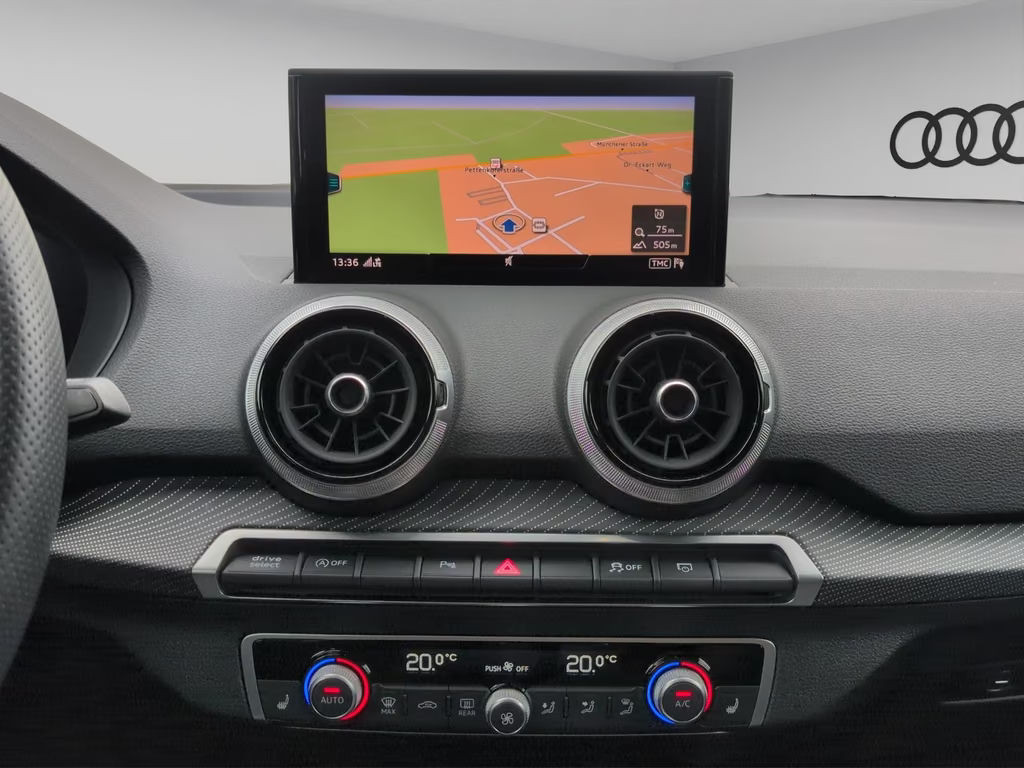 Audi SQ2