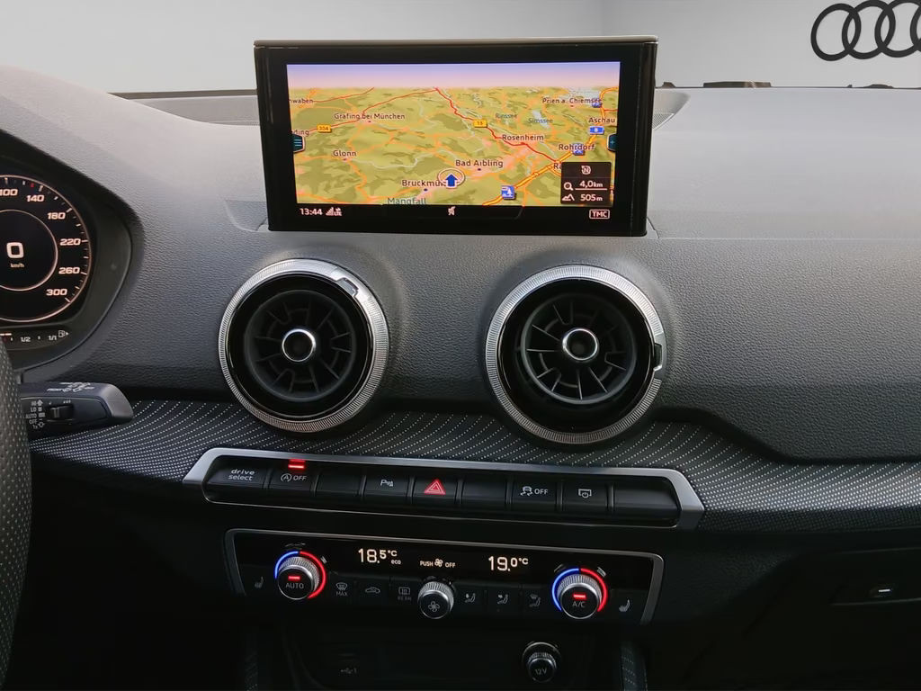 Audi SQ2