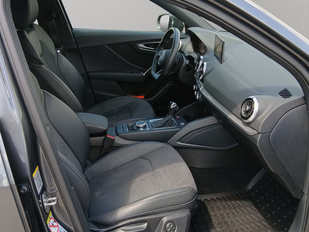 Audi SQ2