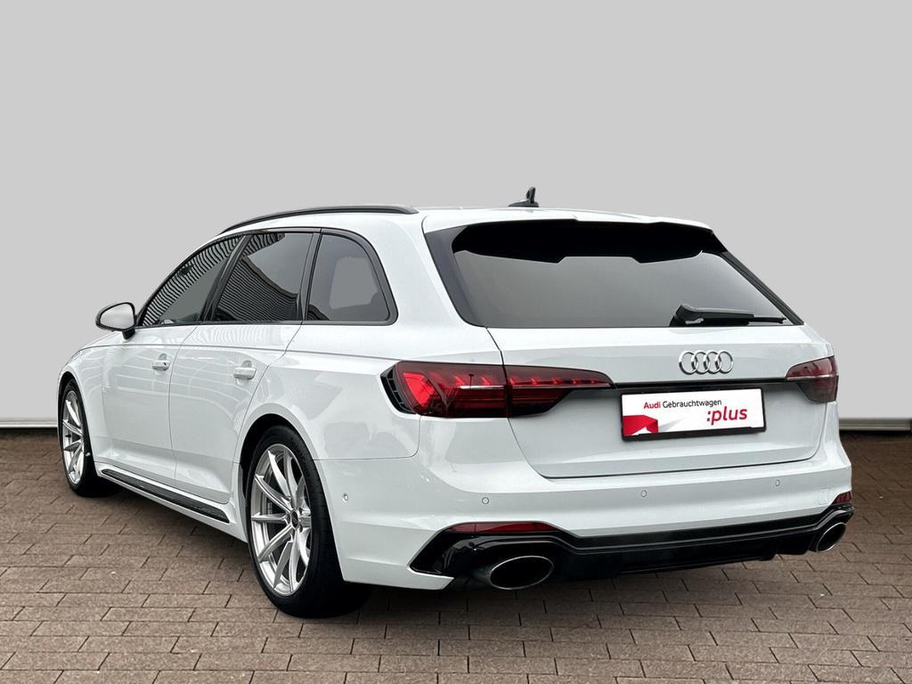 Audi RS4