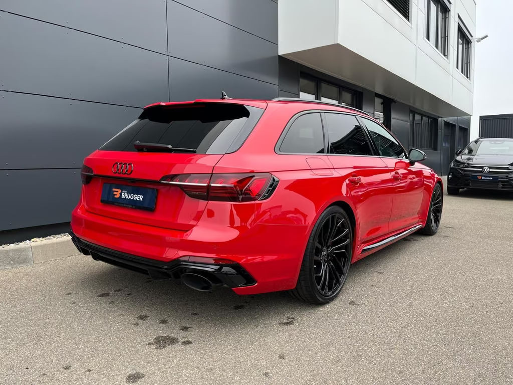 Audi RS4