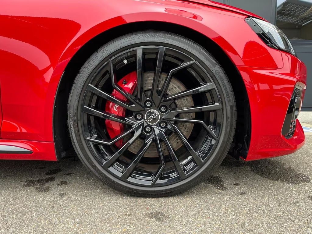 Audi RS4