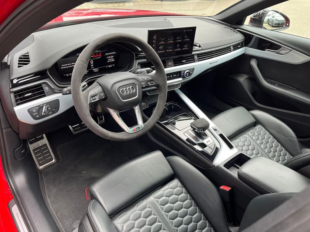 Audi RS4