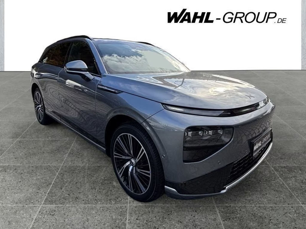 Xpeng G9