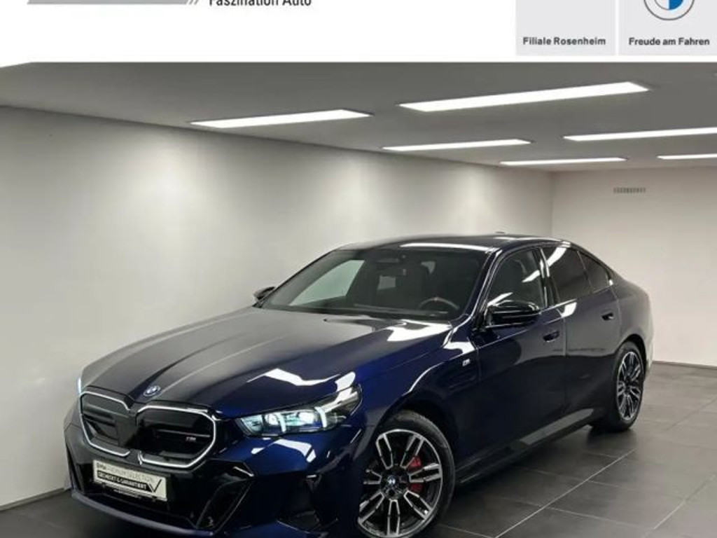 BMW i5 M-Sport xDrive Sedan M60